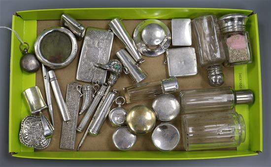 Mixed silver and other collectables, including a 19th century silver caddy spoon, a silver sovereign case, toilet bottles etc.